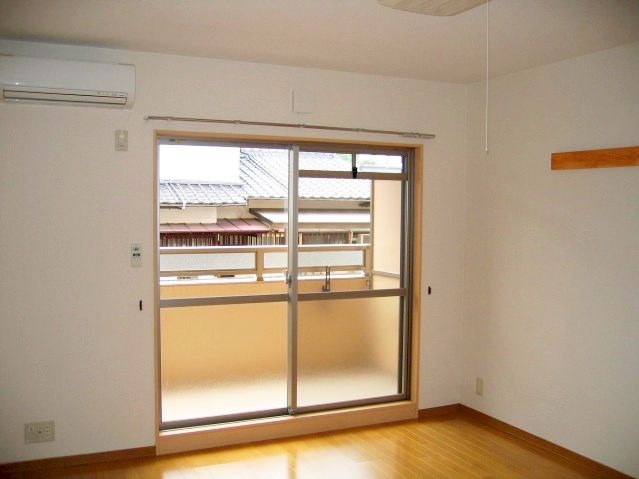 居室・リビング　フローレンスココネ