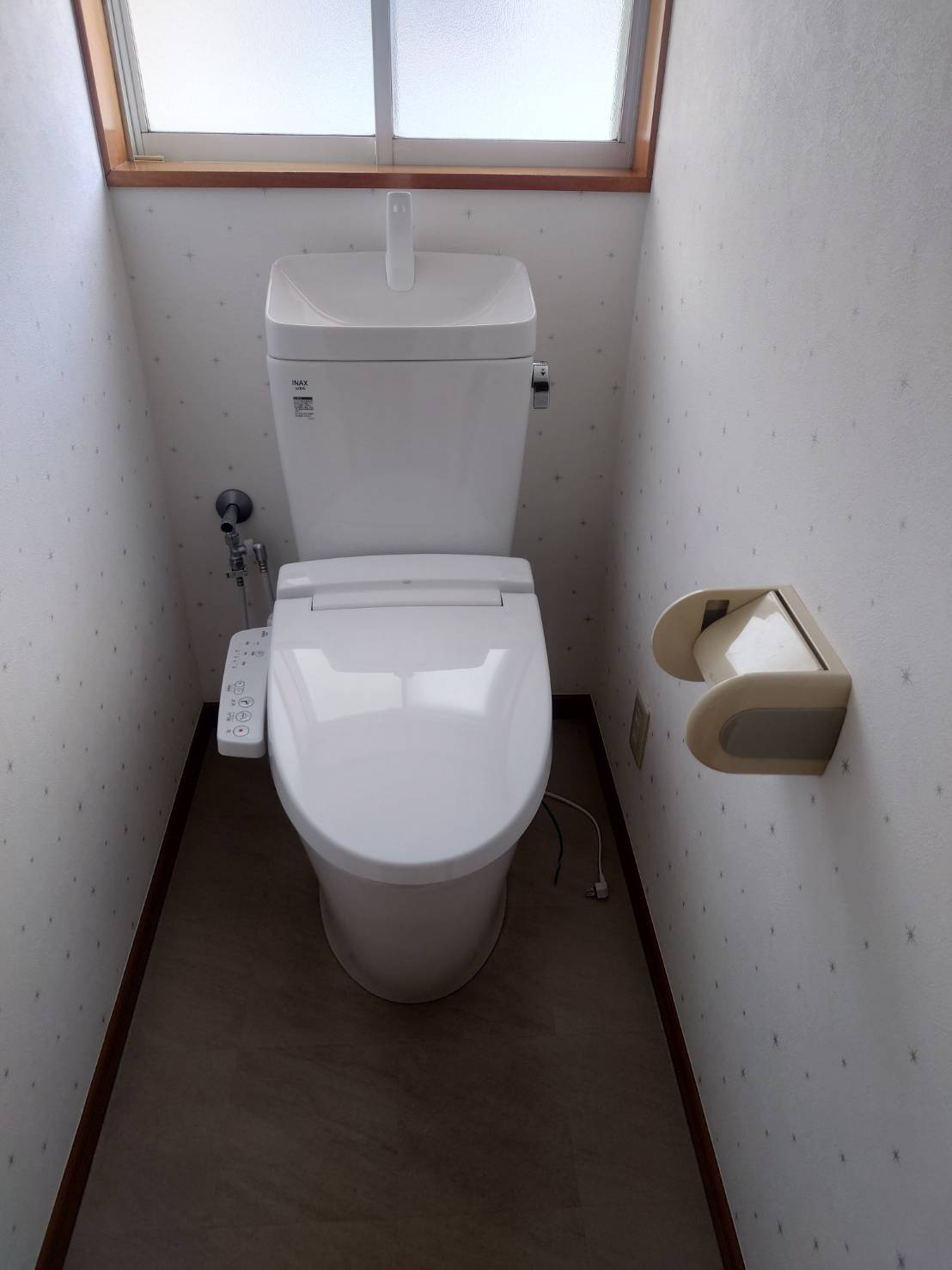 トイレ　ウォシュレット新設