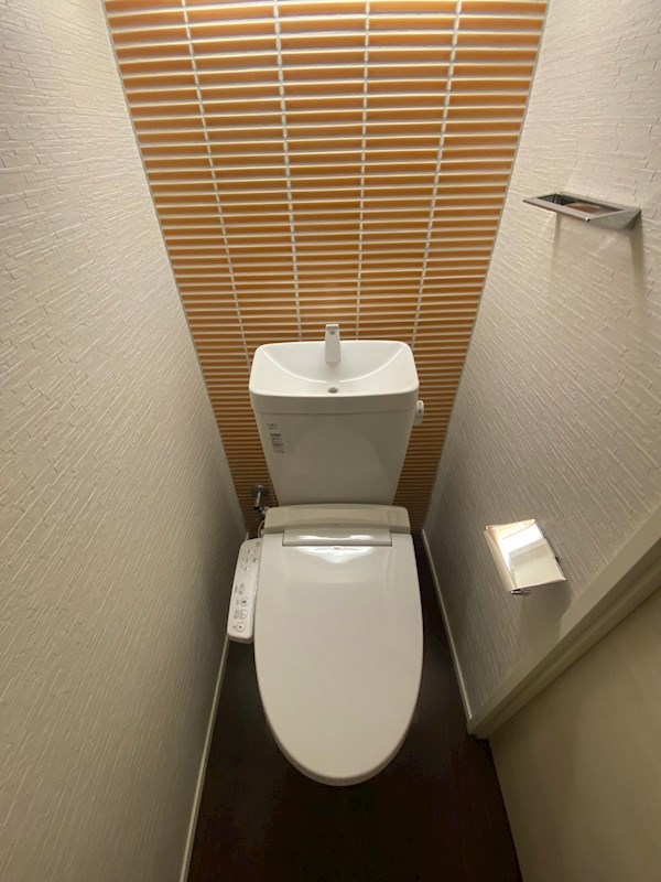 トイレ　別号室参考写真