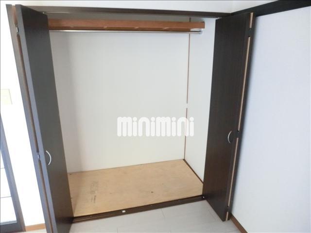 収納　高さと奥行きのある収納スペースです！