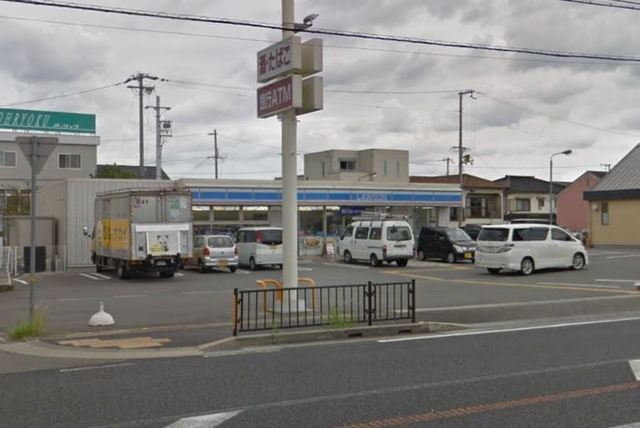 コンビニ　ローソン　姫路市川橋通店（コンビニ）まで550m