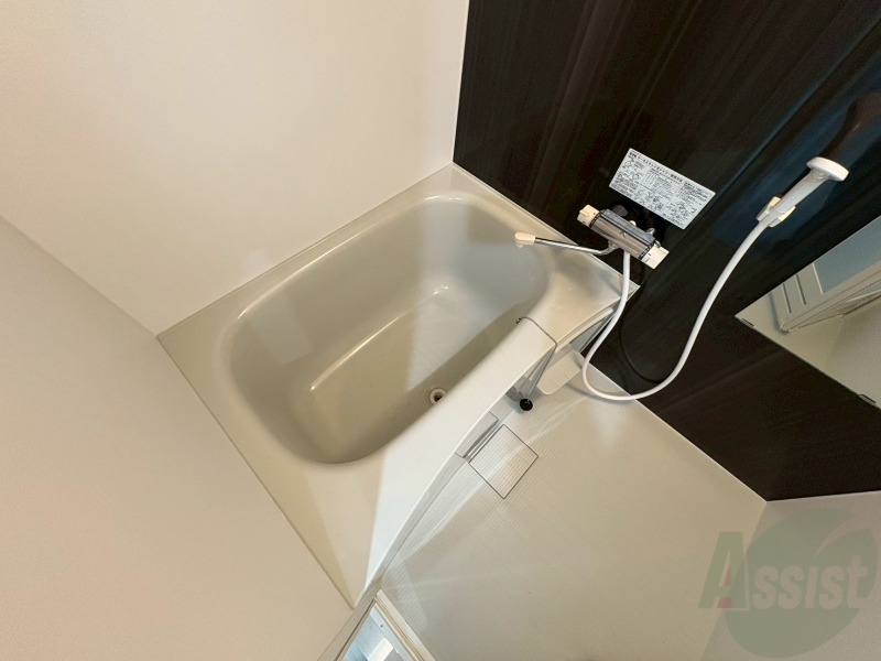 バス・シャワールーム　お風呂です！一日の疲れを癒してくださいね！