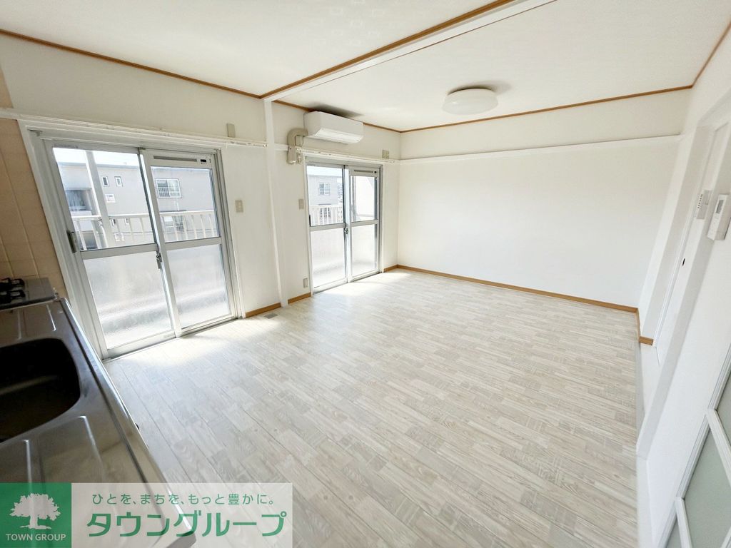 居室・リビング　お問合せはタウンハウジングまで！※現地待合わせ相談可能