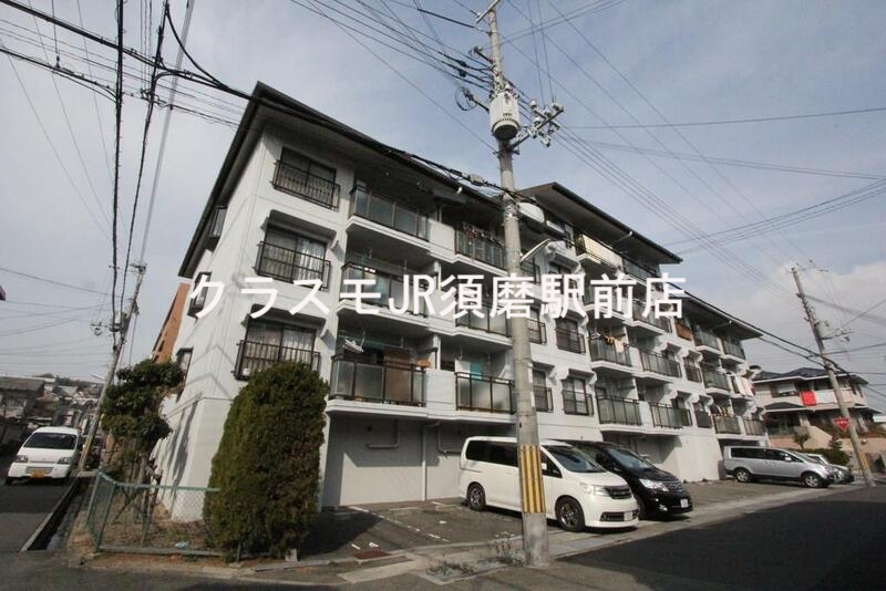 建物外観　４階建マンションです
