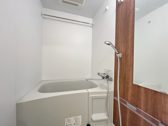 バス・シャワールーム　別部屋参考写真