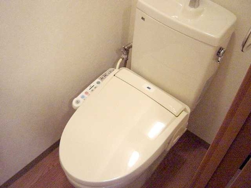 トイレ　図面と現状に相違がある場合には現状を優先