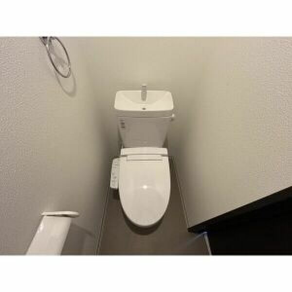 トイレ　シャワートイレ