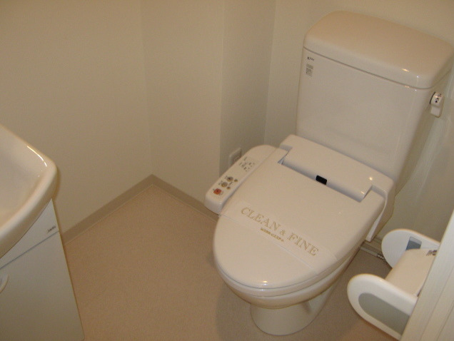 トイレ　清潔感のあるトイレです