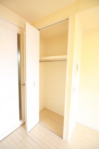収納　（別タイプ参考写真）サンパレス駒込壱番館　北区田端3