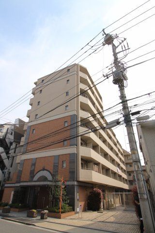 建物外観　サンパレス駒込壱番館　北区田端3
