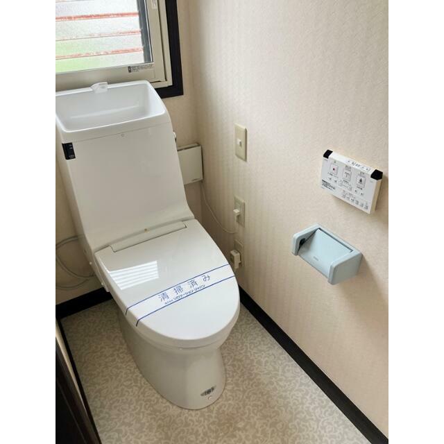 高井戸西戸建-普通借家2年-のトイレ写真
