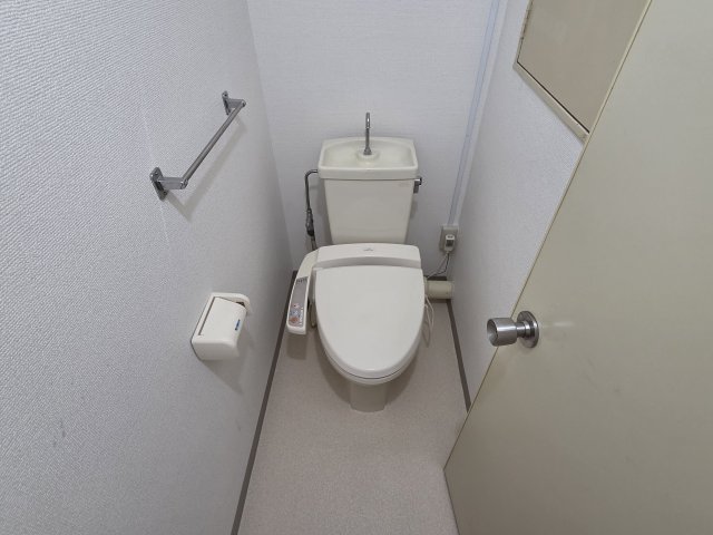 トイレ　ゆったりとした空間のトイレです