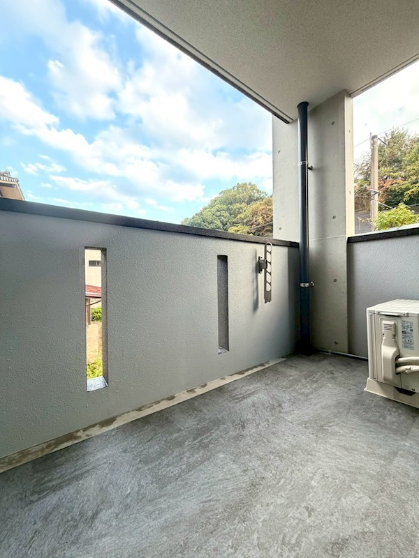 バルコニー　※建築中の為、同施工会社写真