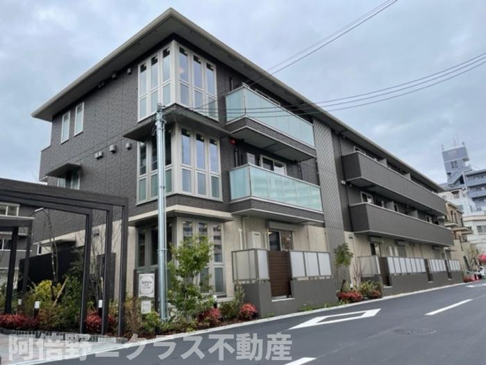 Sinfaria YUZATO B棟の外観写真
