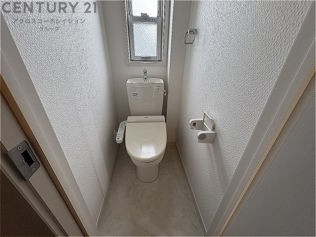 トイレ　コンパクトで使いやすいトイレです♪