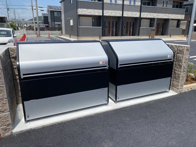 その他　ゴミ捨て場（その他）まで10m