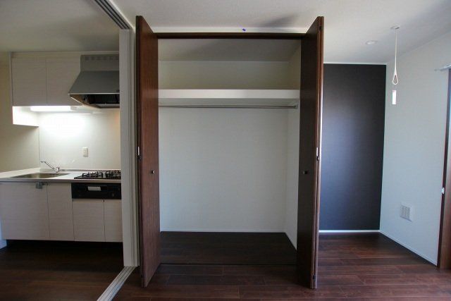 収納　洋室にクローゼットがあります。