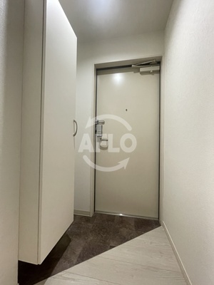 玄関　F asecia algol　玄関