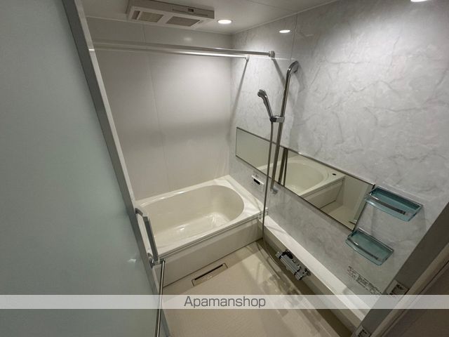 ＪＲ山陽本線 福山駅 徒歩21分 3階建 築5年の風呂写真