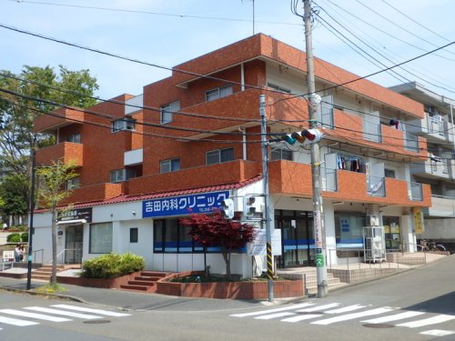 病院　吉田内科クリニック（病院）まで352m
