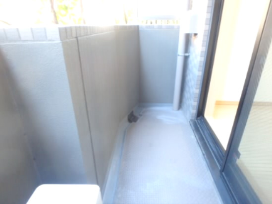 バルコニー　別部屋同タイプのお写真から物件の雰囲気をご参考くださいませ。