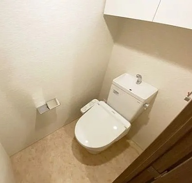 東急東横線 学芸大学駅 徒歩11分 3階建 築7年のトイレ写真
