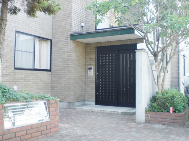 マロンクラッセE棟の外観写真