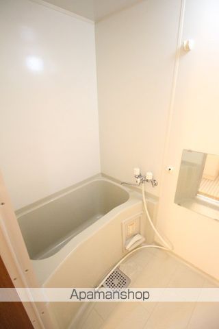 地下鉄南北線 北３４条駅 徒歩7分 3階建 築23年の風呂写真