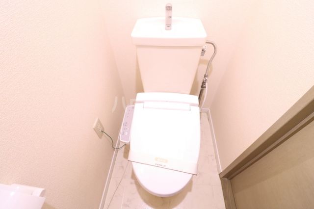 ファミール愛宕 IIのトイレ写真