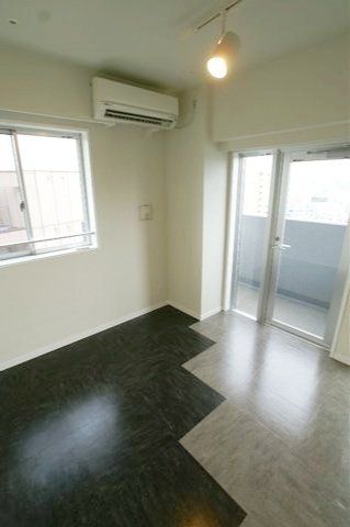 居室・リビング　※同タイプの別のお部屋です。