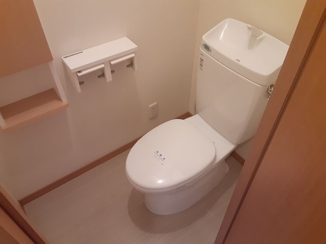 【名古屋市中川区下之一色町のマンションのトイレ】