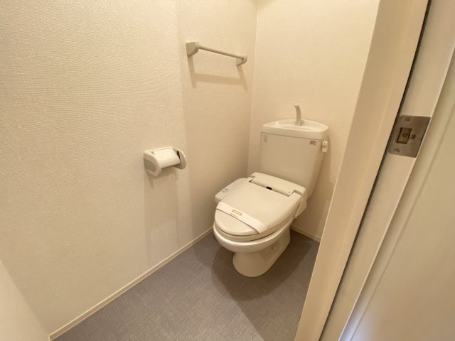 【casa・L　A棟のトイレ】
