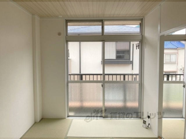 船橋吉野マンションの居間写真