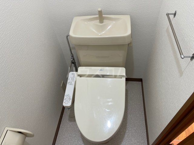 【掛川市宮脇のマンションのトイレ】