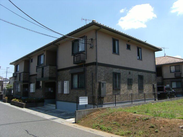 埼玉県吉川市中央２（アパート）の賃貸物件の外観