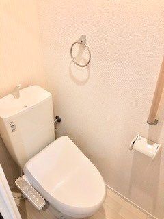【鴻巣市吹上富士見のアパートのトイレ】