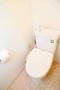 トイレ　温水洗浄便座付き♪
