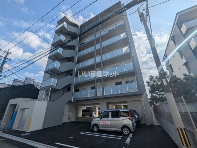 北九州市八幡西区陣原のマンションの建物外観