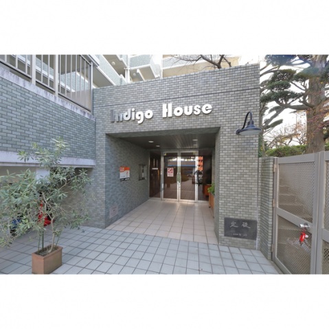 【学生会館 Indigo Houseのロビー】