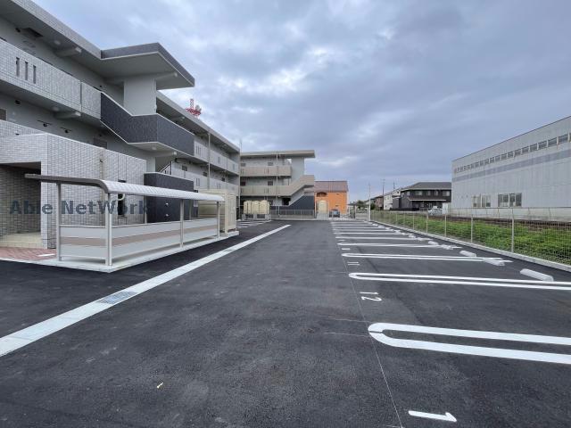 【ラグナ幸町の駐車場】