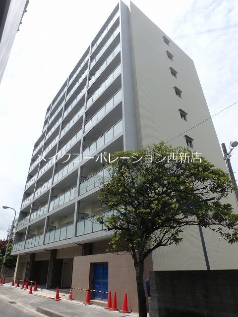 福岡市西区姪の浜のマンションの建物外観