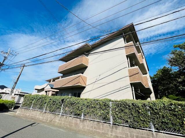 福岡市東区三苫のマンションの建物外観