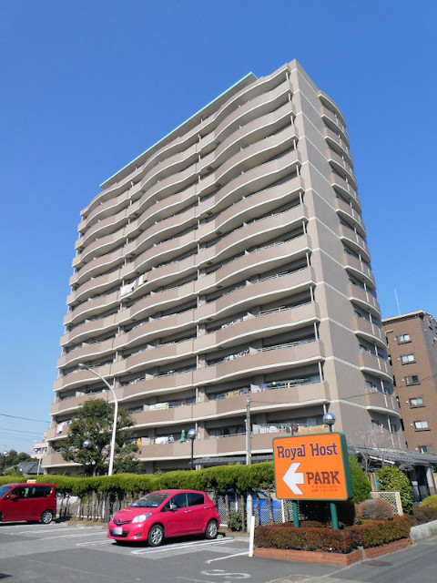 【スカイアーバン戸田公園の建物外観】