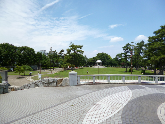 【メゾンフォレストの公園】