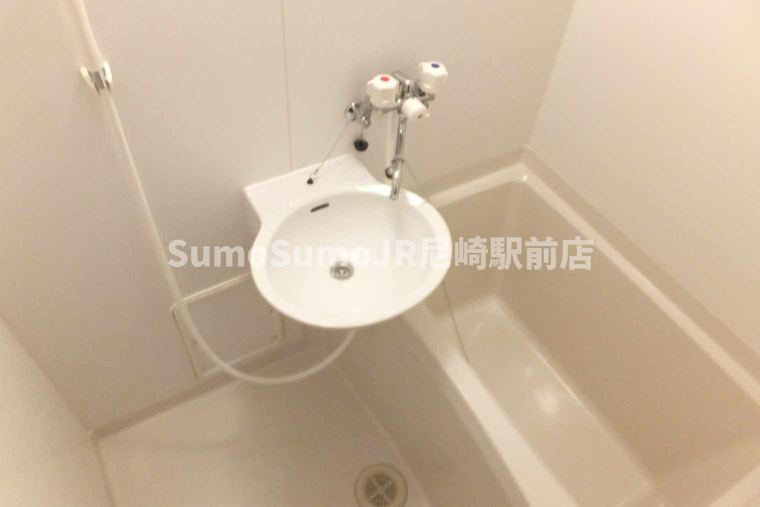 洗面設備　広い洗面スペース