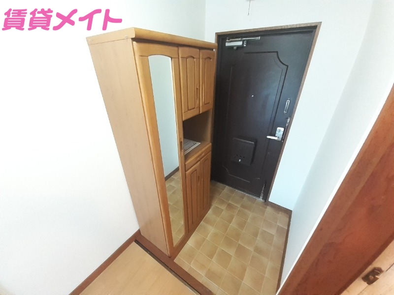 玄関　同型参考写真