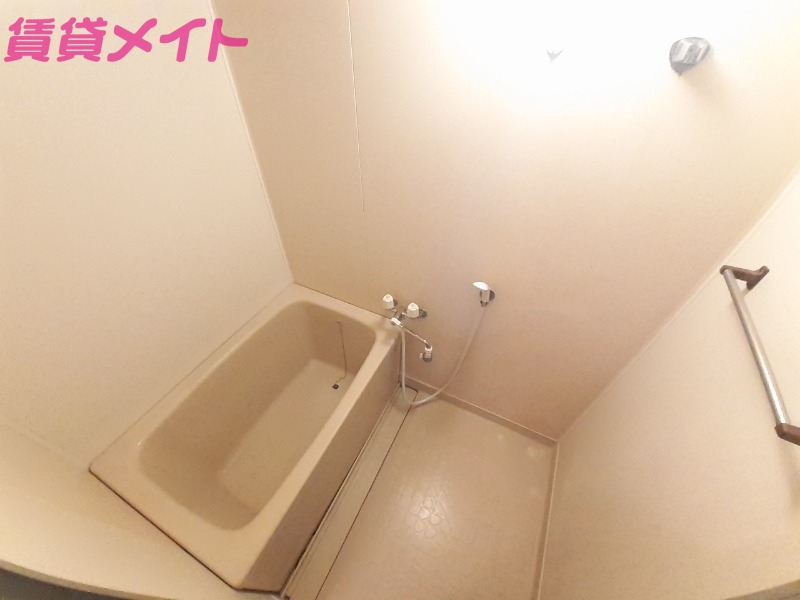 バス・シャワールーム　同型参考写真