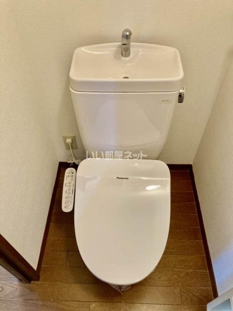 コーポクレストのトイレ写真