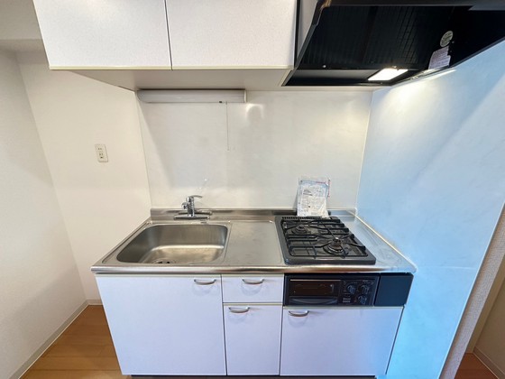 キッチン　※別部屋の写真です