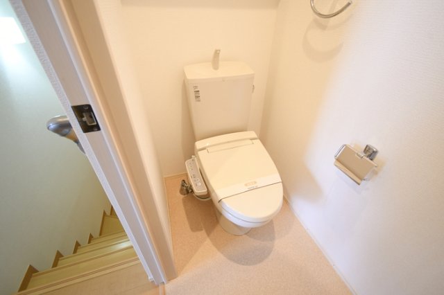 トイレ　コンパクトで使いやすいトイレです